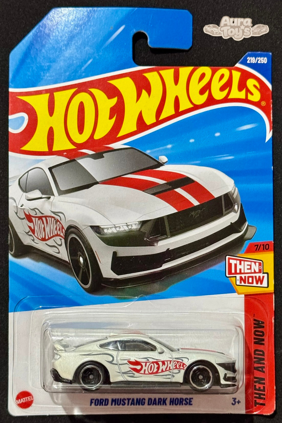 FORD MUSTANG DARK HORSE