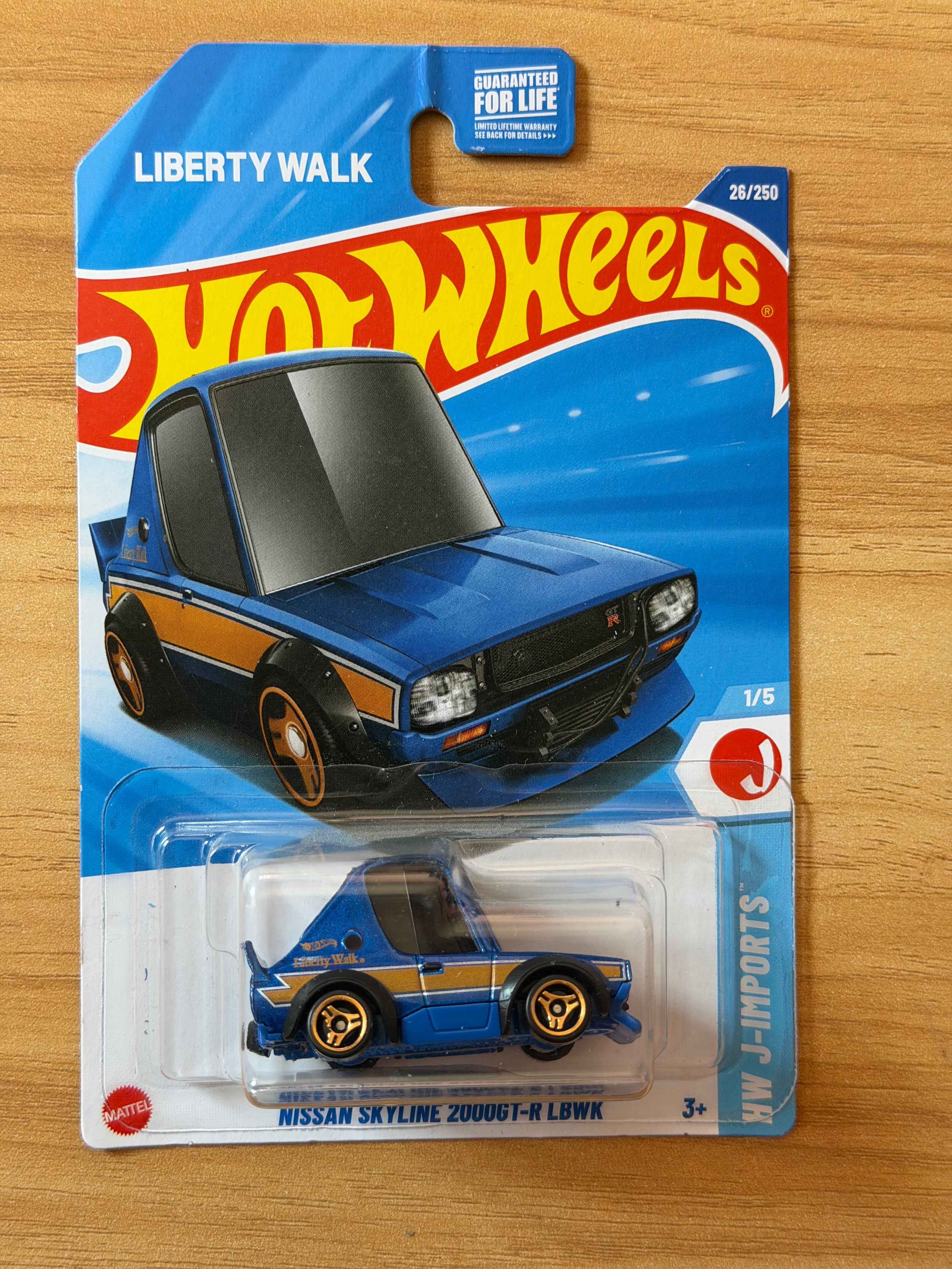 Hot Wheels – Nissan Skyline 2000GT-R LBWK (Azul)