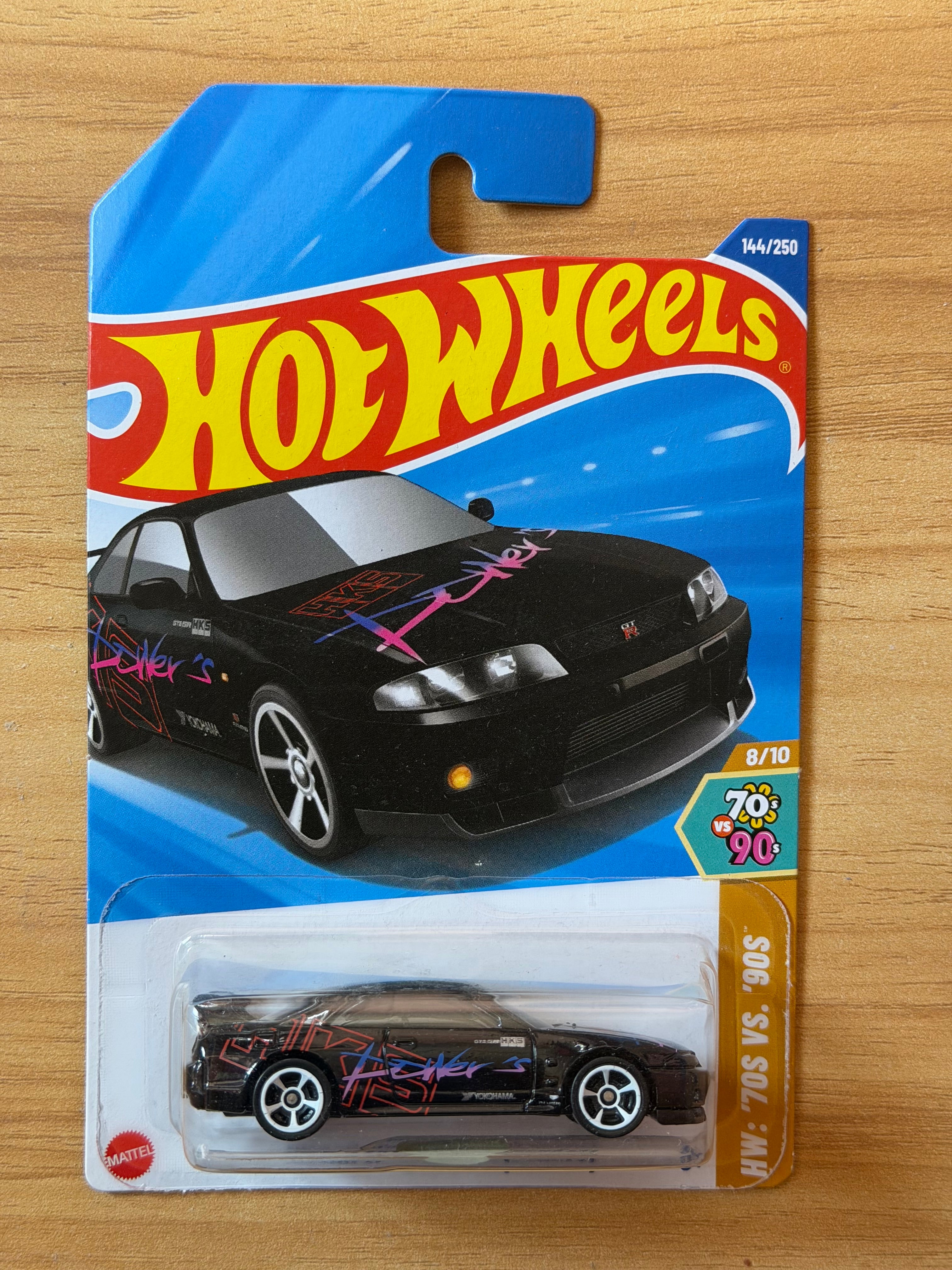 Hot Wheels – Nissan Skyline GT-R (R32) | 70s vs 90s