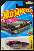 Hot Wheels – DMC DeLorean | HW Art Cars (Negro)