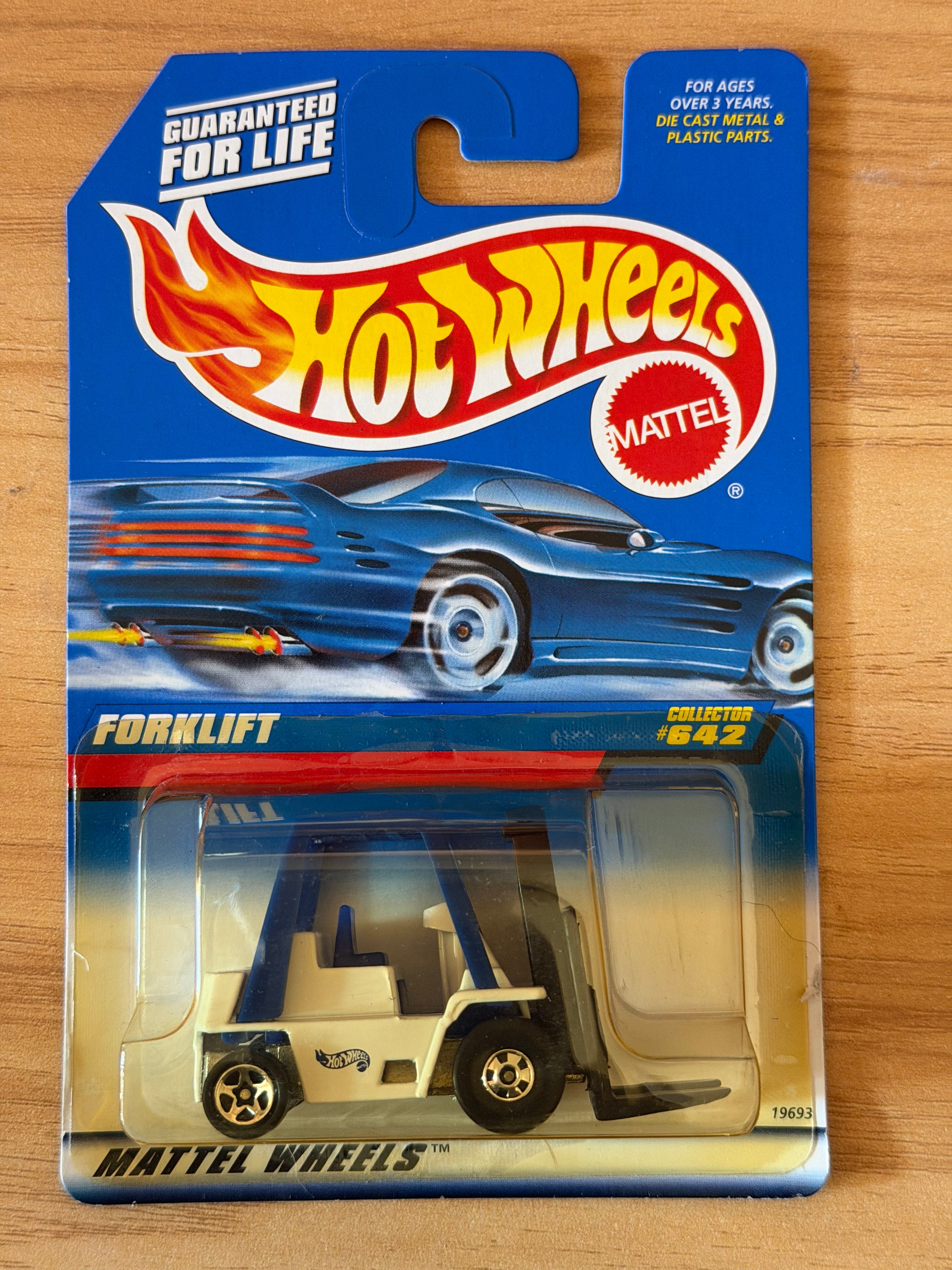 Hot Wheels – Forklift | Blue Card